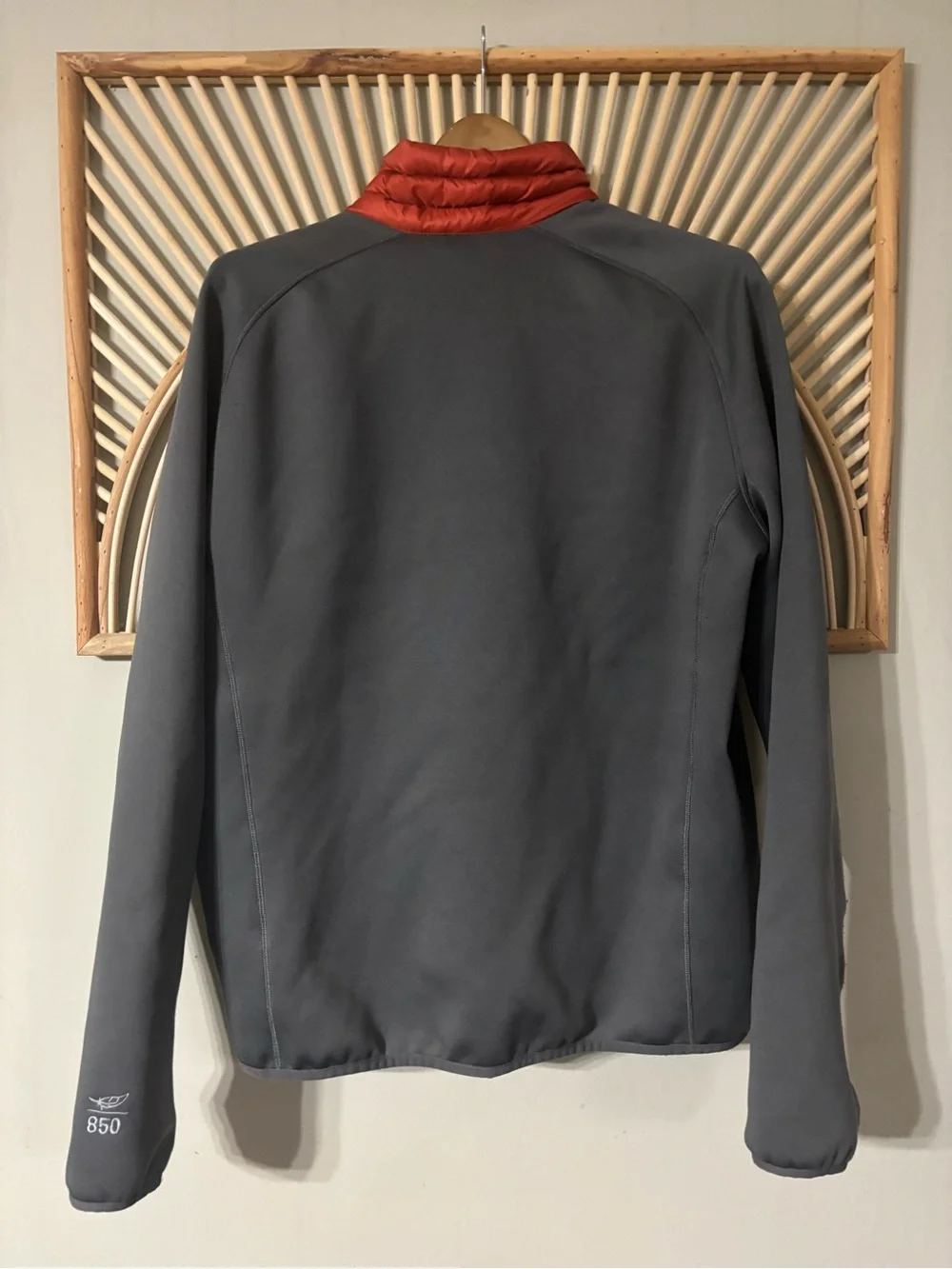 L.L. Bean Men's Ultralight 850 Down Fuse Jacket